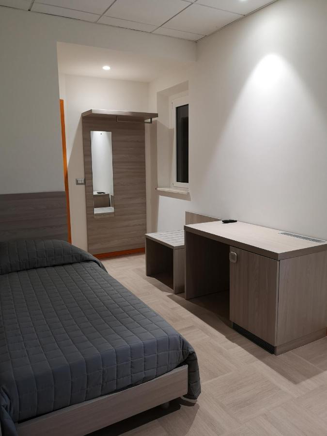Hotel Clodi Ascoli Piceno Exterior foto